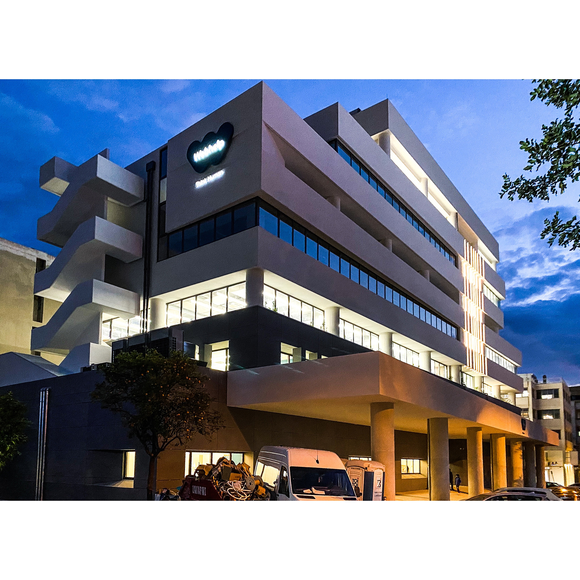 Value S.A. - Office Building image 5