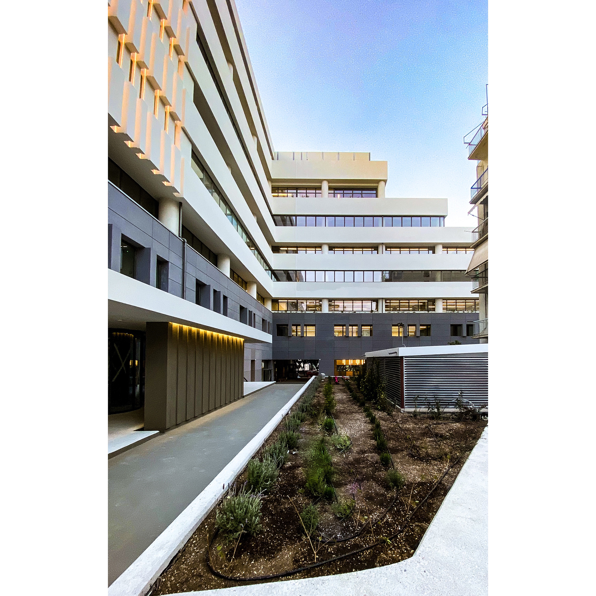 Value S.A. - Office Building image 6