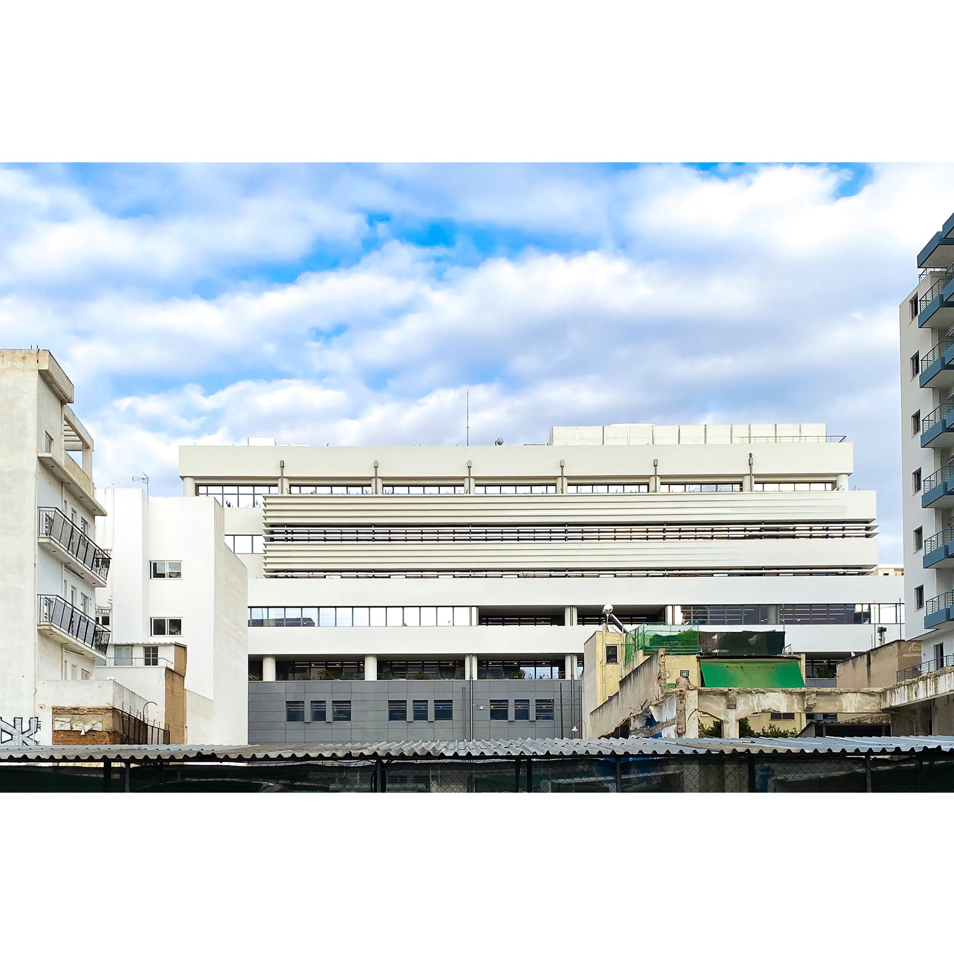 Value S.A. - Office Building image 4